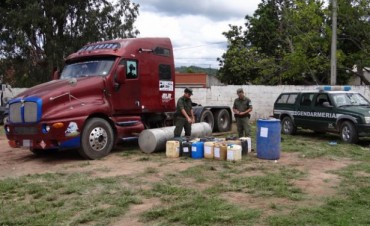 Salta: hallan 600 Kg de cocaína líquida oculta en un camión