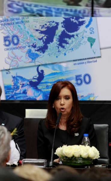 Cristina Fernández presentó un nuevo billete de 50 pesos en homenaje a Malvinas