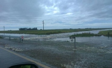 Corte total en la ruta 34 a la altura del km 141 por agua en la calzada