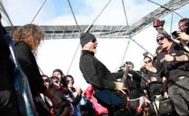 Metallica dio un show histórico en el hielo de la Antártida